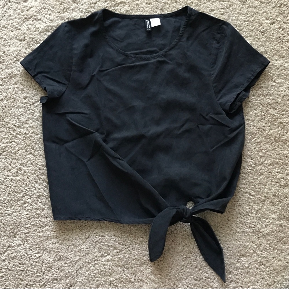 H&M Tie Front Crop Top